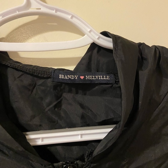 Brandy Melville rain jacket - Picture 3 of 5